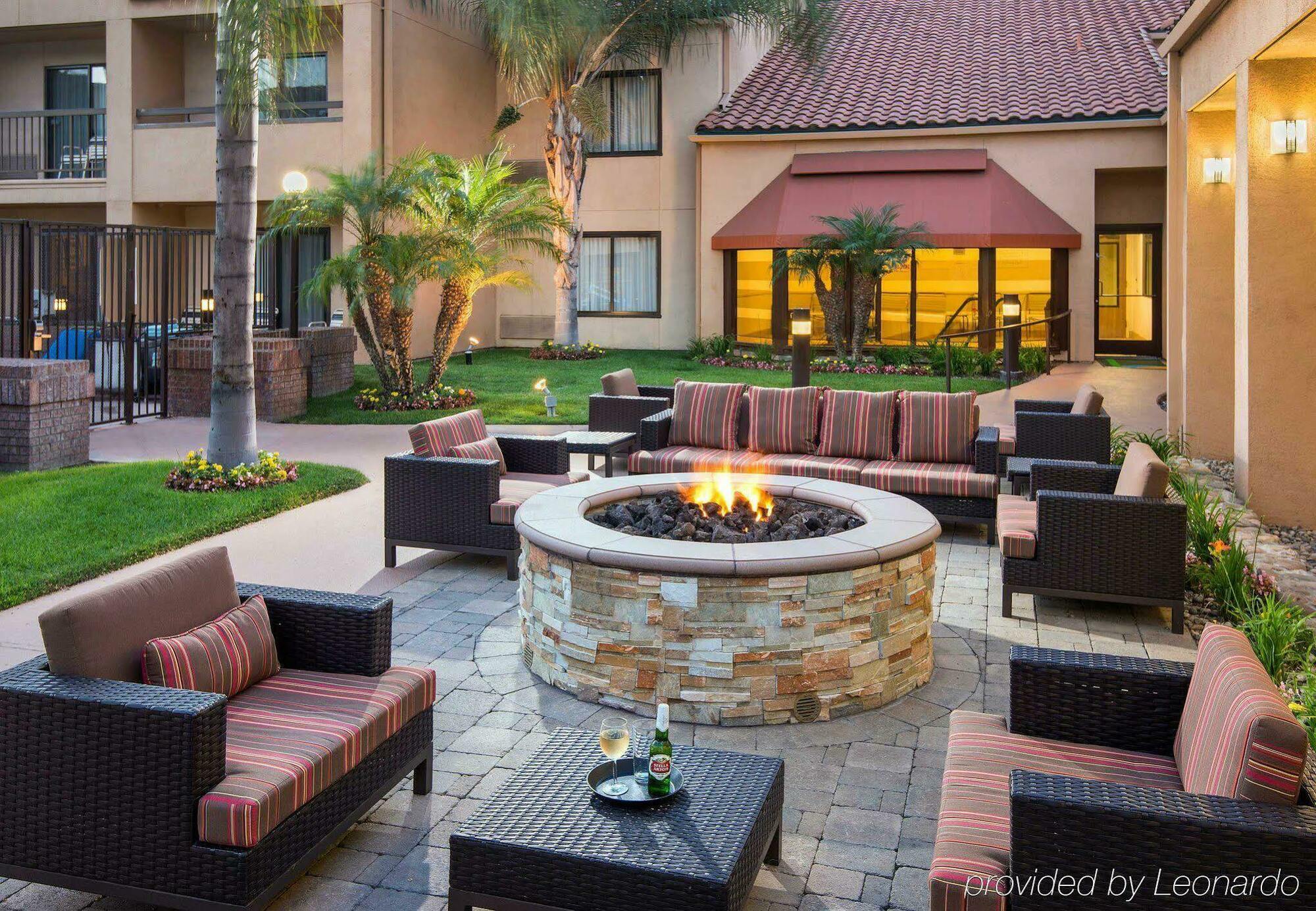 Courtyard Anaheim Buena Park Hotel Ngoại thất bức ảnh